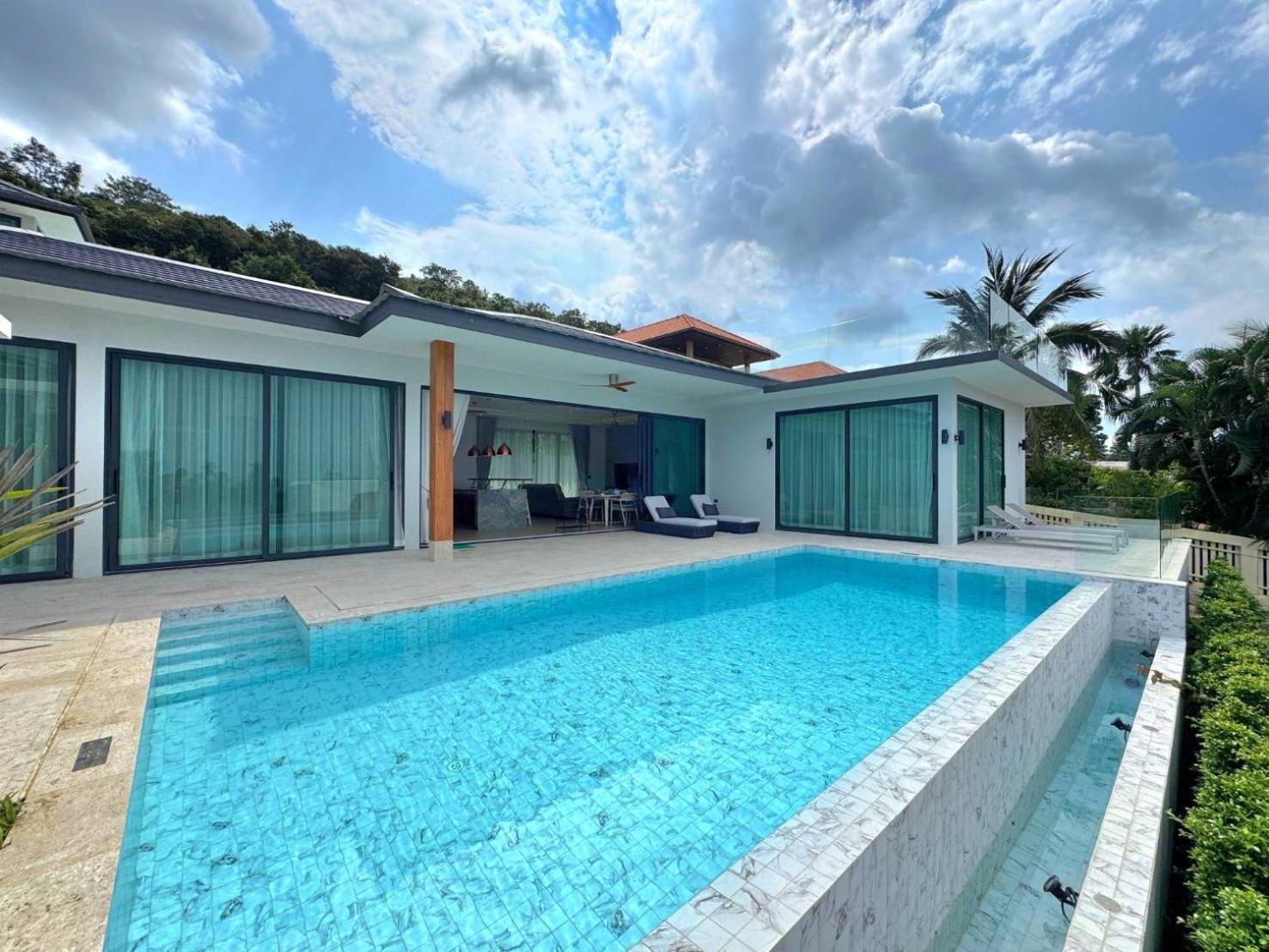 Sunterra Seaview Villa